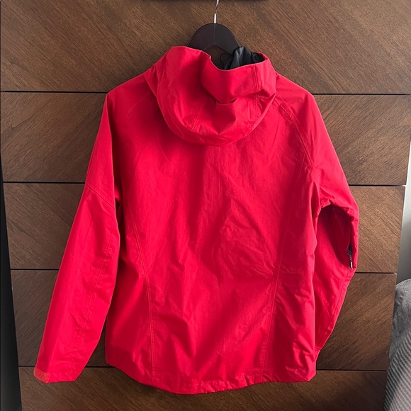 Stormtech Rain Coat - Picture 2 of 8